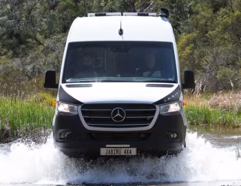 Trakka Jabiru J4 AWD (Br.907) '01.2020–pr.