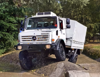 Mercedes-Benz Unimog U 4000 (Br.437.4) '2002–13