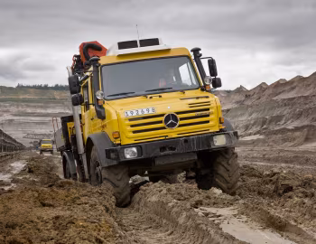 Mercedes-Benz Unimog U 5000 L Double Cab (Br.437.4) '2002–13