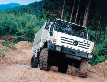 Mercedes-Benz Unimog U 5000 (Br.437.4) '2002–13