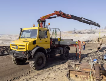 Mercedes-Benz Unimog U 5023 mit Pritsche und Palfinger-Ladekran PK 18502-SH [Germany] (Br.437.4) '2015–pr.