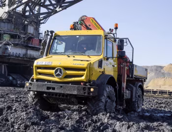 Mercedes-Benz Unimog U 5023 mit Pritsche und Palfinger-Ladekran PK 18502-SH [Germany] (Br.437.4) '2015–pr.