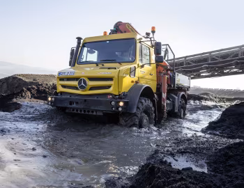 Mercedes-Benz Unimog U 5023 mit Pritsche und Palfinger-Ladekran PK 18502-SH [Germany] (Br.437.4) '2015–pr.