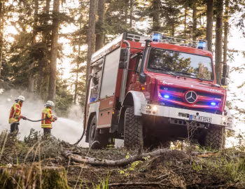 Mercedes-Benz Unimog U 5023 Tanklöschfahrzeug Ziegler TLF 4000 (Bm.437.4) '2018–pr.