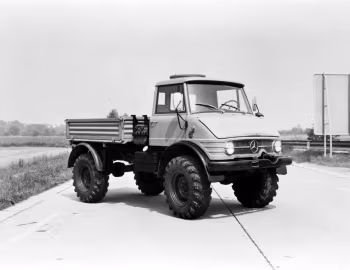Mercedes-Benz Unimog U 100 Straßen-Zugmachine (Br.416) '1970–73