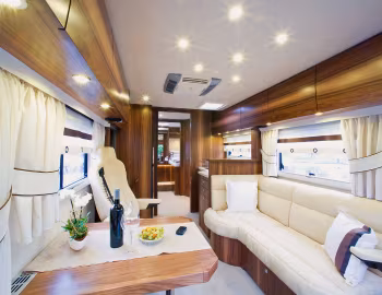 Interior Mercedes-Benz Atego Vario Star 800 '2010–????