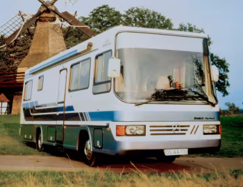 Mercedes-Benz 817 Vario Perfect 900 '1989–97