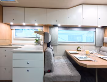 Intérieur Mercedes-Benz Atego 923 Vario Alkoven 850