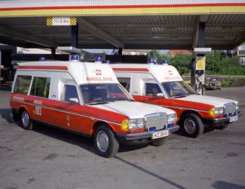 Mercedes-Benz E-Klasse VBK Ambulanse (VF123) '1982