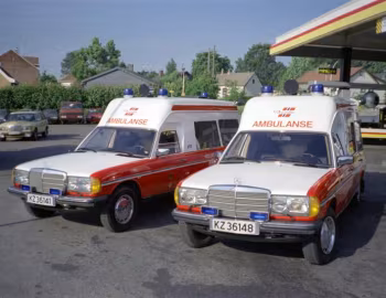 Mercedes-Benz E-Klasse VBK Ambulanse (VF123) '1982
