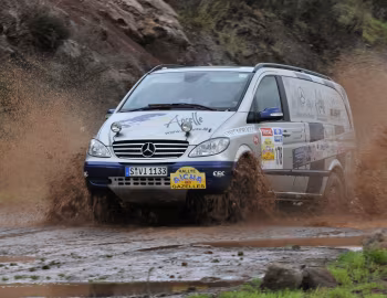 Mercedes-Benz Viano 4MATIC Rally Car (W639) '2003–10