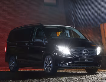Mercedes-Benz Vito 119 CDI "Premium Night Edition" [UK-spec] (Br.447) '2023–24