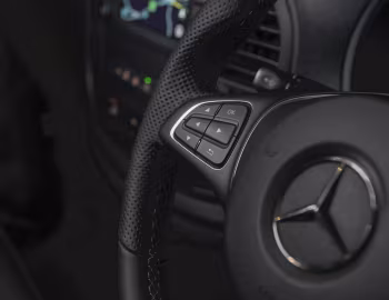 Intérieur Mercedes-Benz Vito 119 CDI "Premium Night Edition" [UK-spec] (Br.447) '2023–24