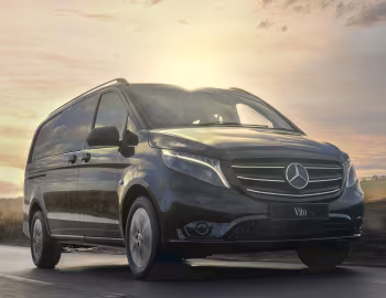 Mercedes-Benz Vito 119 CDI "Premium Night Edition" [UK-spec] (Br.447) '2023–24
