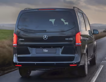Mercedes-Benz Vito 119 CDI "Premium Night Edition" [UK-spec] (Br.447) '2023–24