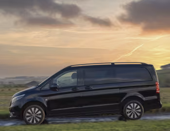 Mercedes-Benz Vito 119 CDI "Premium Night Edition" [UK-spec] (Br.447) '2023–24