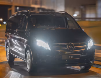 Mercedes-Benz Vito 119 CDI "Premium Night Edition" [UK-spec] (Br.447) '2023–24
