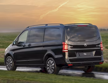 Mercedes-Benz Vito 119 CDI "Premium Night Edition" [UK-spec] (Br.447) '2023–24