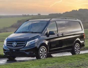 Mercedes-Benz Vito 119 CDI "Premium Night Edition" [UK-spec] (Br.447) '2023–24