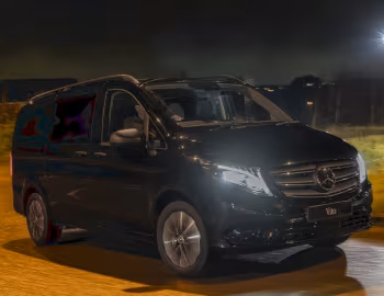 Mercedes-Benz Vito 119 CDI "Premium Night Edition" [UK-spec] (Br.447) '2023–24