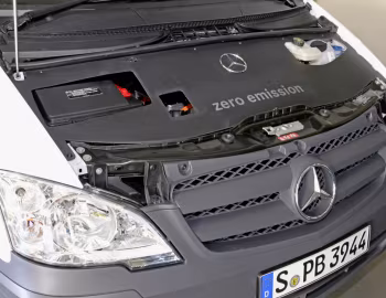 Sous la capuche Mercedes-Benz Vito E-Cell Van (Br.639) '2010–13