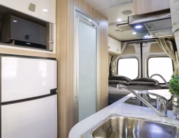 Interior Winnebago Bondi 2S FB [Australia] (Br.907) '2019–pr.
