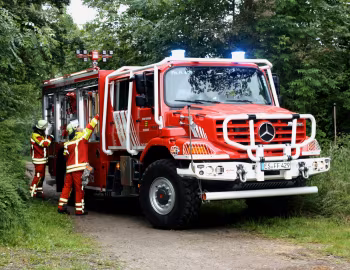 Mercedes-Benz Zetros 1833 A Sonder-Tanklöschfahrzeug Walser S-TLF 4000 '2014