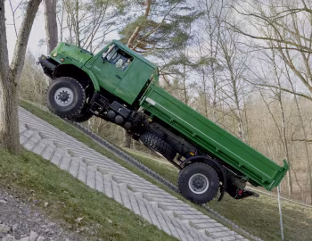 Mercedes-Benz Zetros 1833 AK Carnehl Dreiseiten-Kipper '2008–pr.