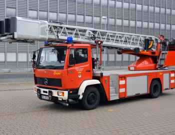 Mercedes-Benz 1524 F Drehleiter DLK 23/12 Camiva-Ziegler Typ EPA 30 [Germany] (Br.679) '1995