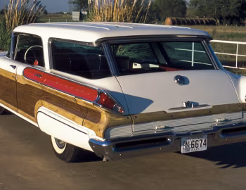 1957 Mercury Colony Park (77B)