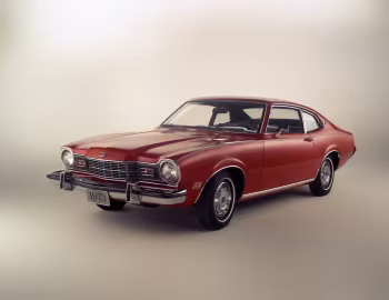 1973 Mercury Comet 2-door Sedan (31)