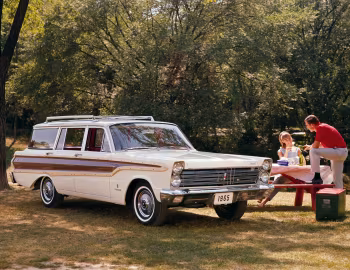 1965 Mercury Comet 404 Villager (404 36)