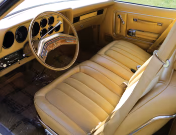 Interior 1976 Mercury Cougar XR-7 (93 65F) '1975–76