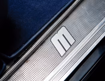 Logotipo 1949 Mercury Eight Convertible (9CM 76)