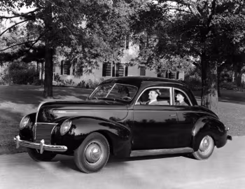 1939 Mercury Eight Sedan Coupe (99A 72)