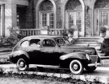 1939 Mercury Eight Town Sedan (99A 73)