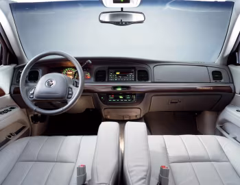 Painel frontal 2003–05 Mercury Grand Marquis '2002–05