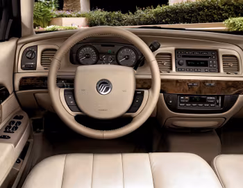 Painel frontal 2006–11 Mercury Grand Marquis '2005–01.2011