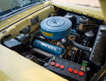 Під капотом 1957 Mercury Monterey Convertible (76A)