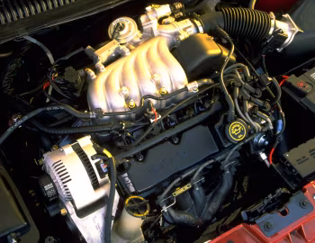 Sob o capô 1998–99 Mercury Sable '1997–09.1999