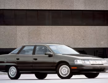 1990 Mercury Sable GS (50 54D)