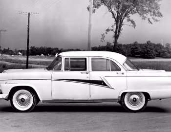 1955 Meteor Rideau Town Sedan (73C)