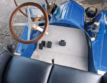 Front panel 1912–15 Metz Model 22 Roadster