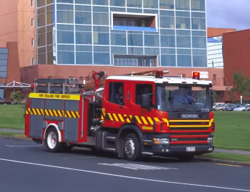 Scania P94DB 260 4×2 Mills-Tui Fire Engine [New Zealand] '1997