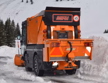 MFH CS 250 '2015–н.ч.