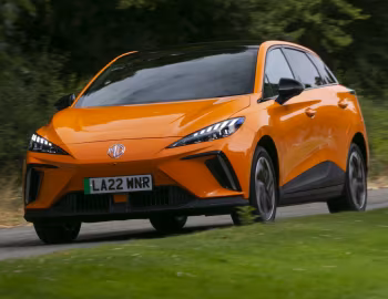 MG4 EV [UK-spec] (EH32) '2022–26