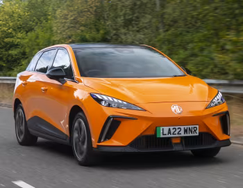 MG4 EV [UK-spec] (EH32) '2022–26