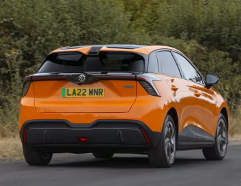 MG4 EV [UK-spec] (EH32) '2022–26