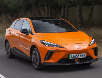 MG4 EV [UK-spec] (EH32) '2022–26