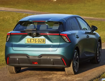 MG4 EV [UK-spec] (EH32) '2026